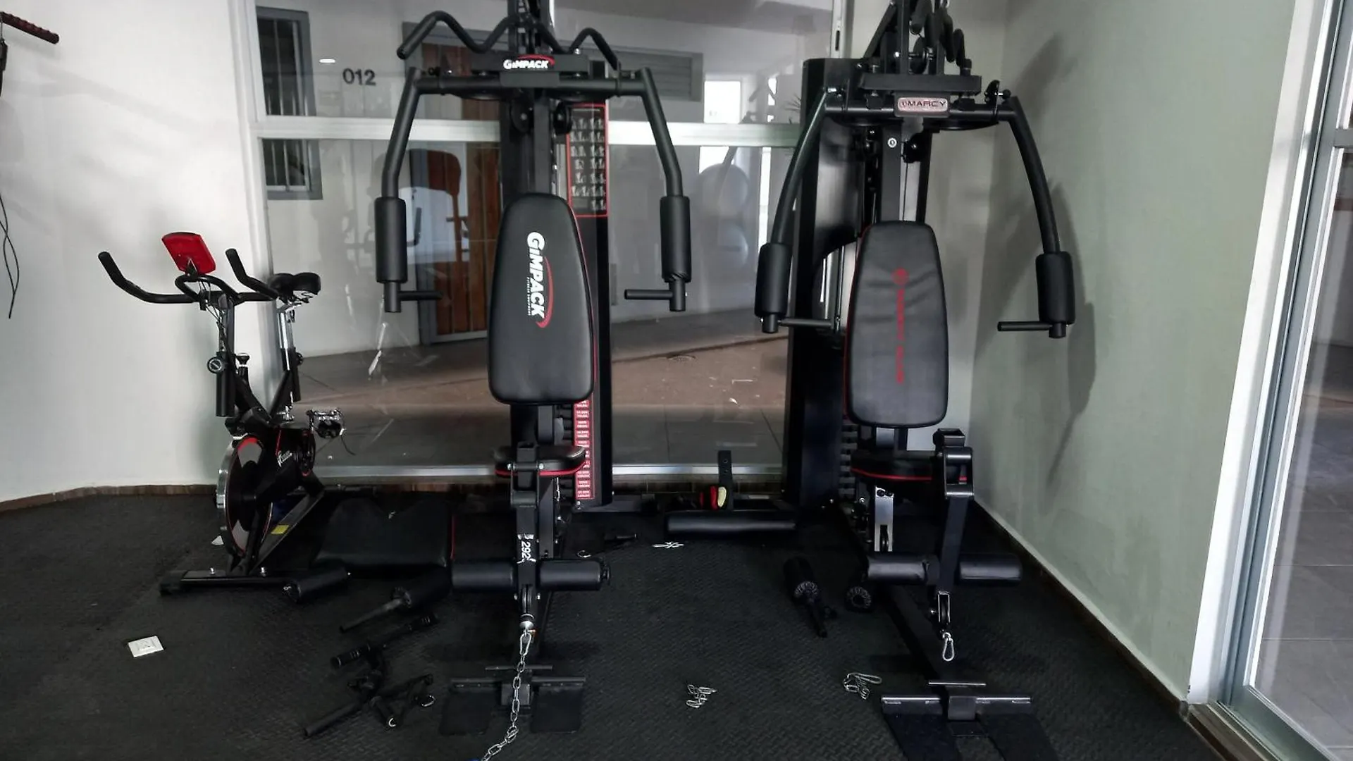 Centrico Y Estiloso Apartamento Con Alberca, Ac, Seguridad, Aparcamiento Y Gym Guadalajara